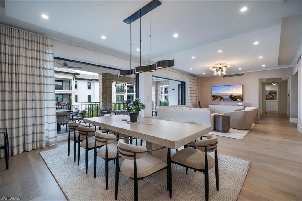 QUATTRO AT NAPLES SQUARE - Residential