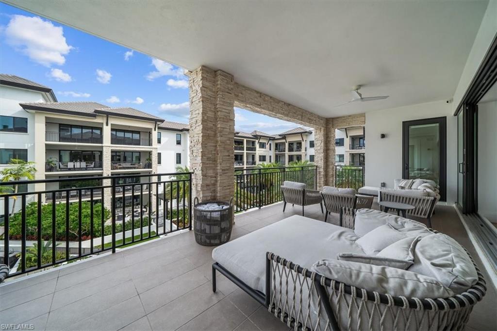 QUATTRO AT NAPLES SQUARE - Residential
