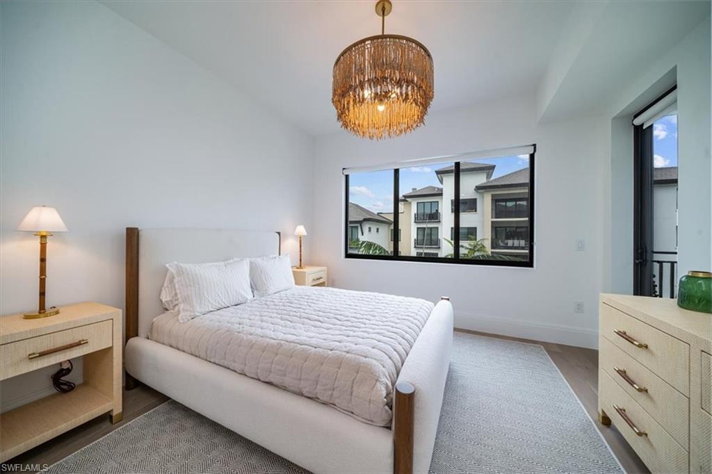 QUATTRO AT NAPLES SQUARE - Residential