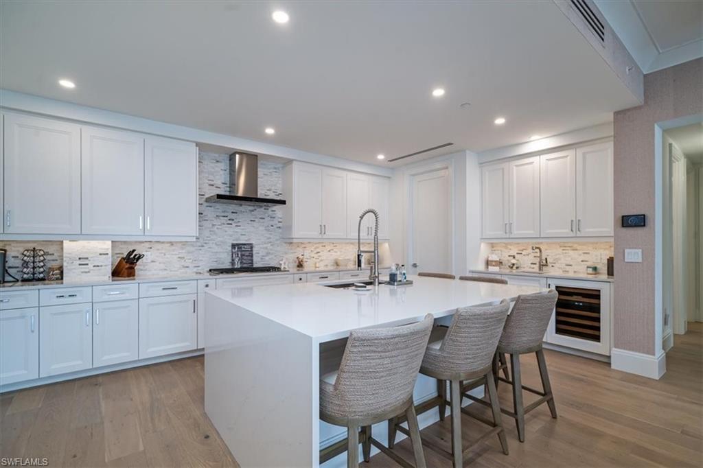 QUATTRO AT NAPLES SQUARE - Residential