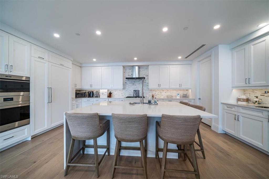 QUATTRO AT NAPLES SQUARE - Residential