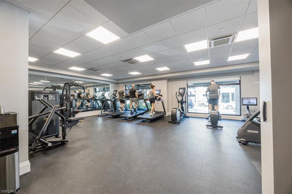 QUATTRO AT NAPLES SQUARE - Residential