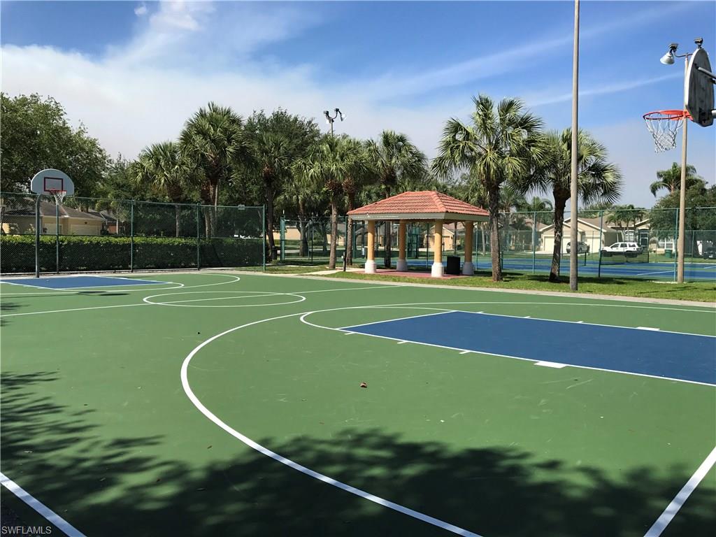 PEBBLEBROOKE LAKES - Residential