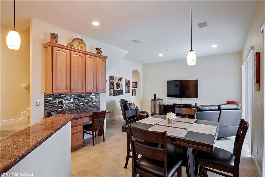 PEBBLEBROOKE LAKES - Residential