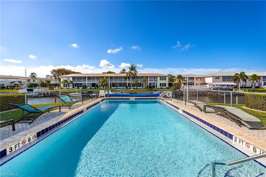 HARBOUR CASTLE CONDO - Residential