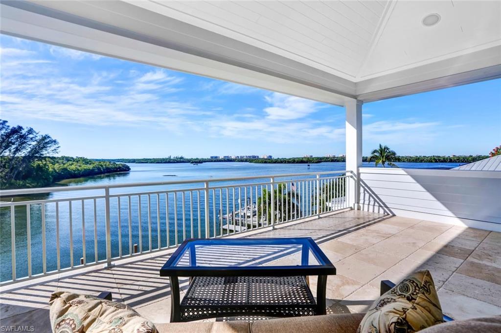 LITTLE HICKORY SHORES - Residential