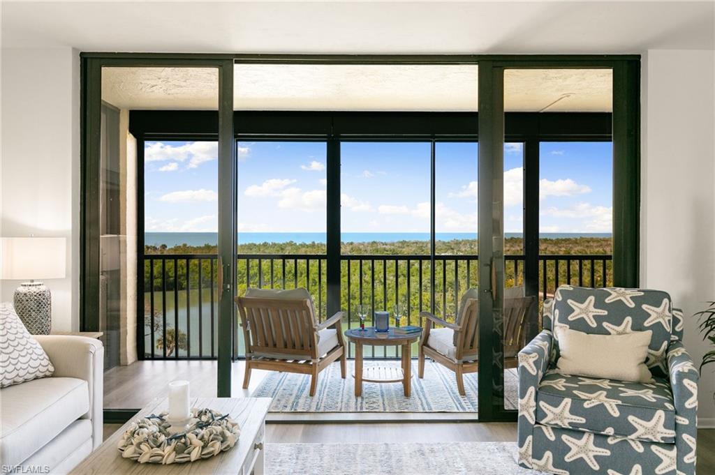 VANDERBILT SURF COLONY - Residential