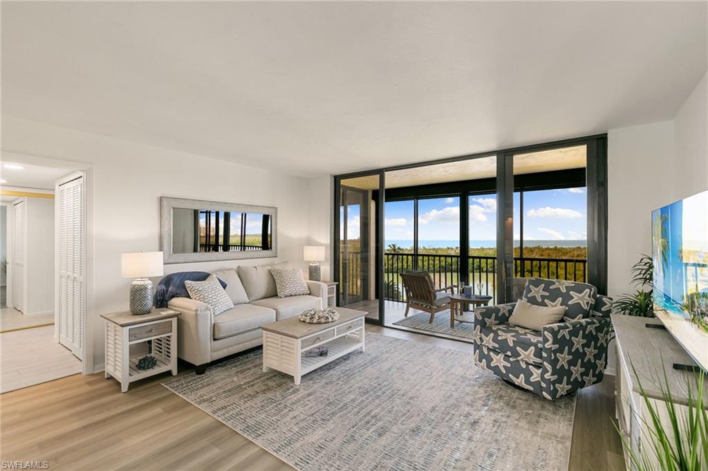 VANDERBILT SURF COLONY - Residential