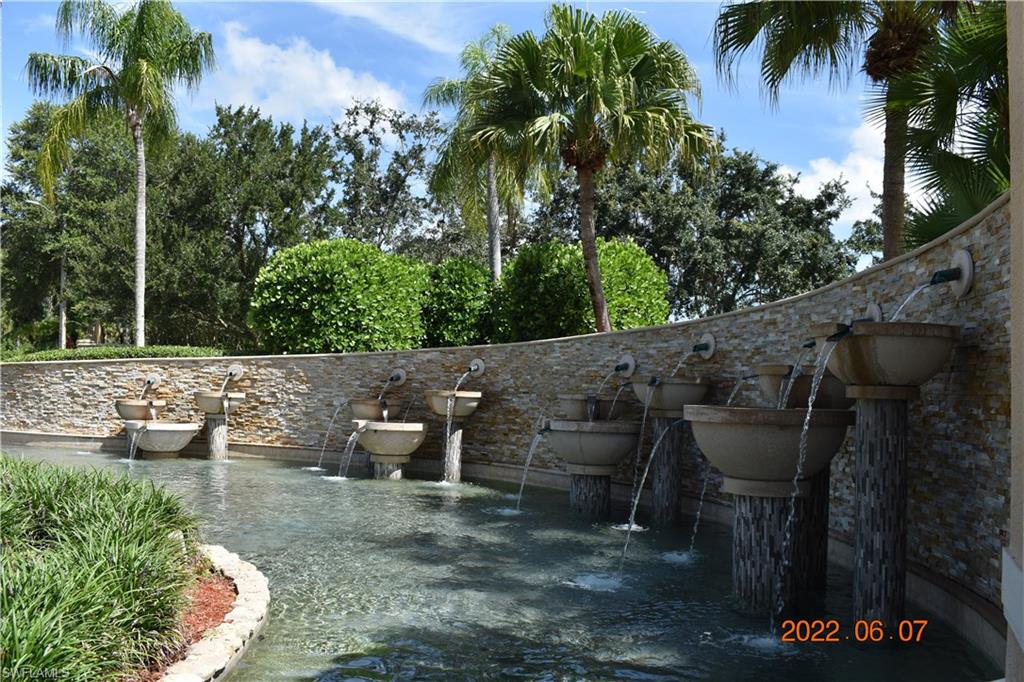 WATERWAYS OF NAPLES - Residential