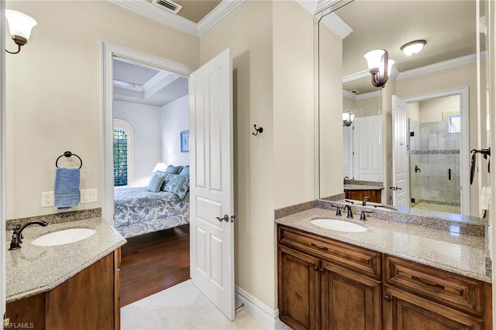 IMPERIAL SHORES - Residential