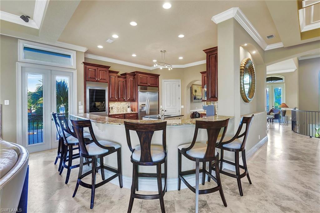 IMPERIAL SHORES - Residential