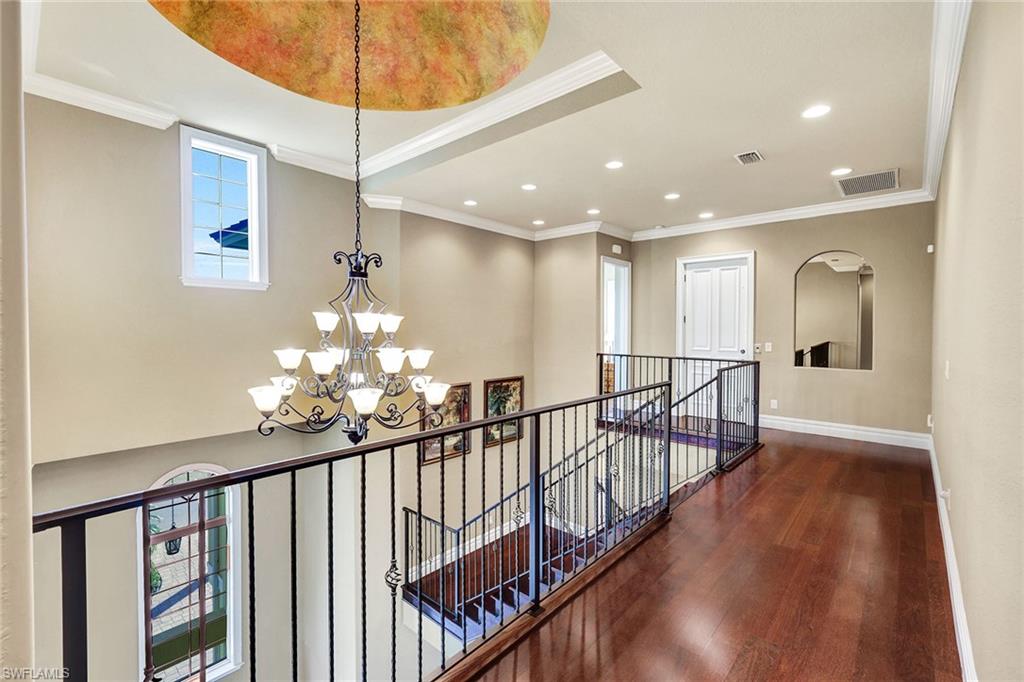 IMPERIAL SHORES - Residential