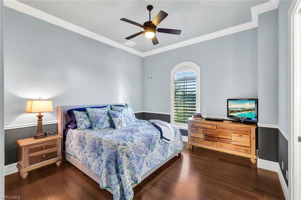 IMPERIAL SHORES - Residential