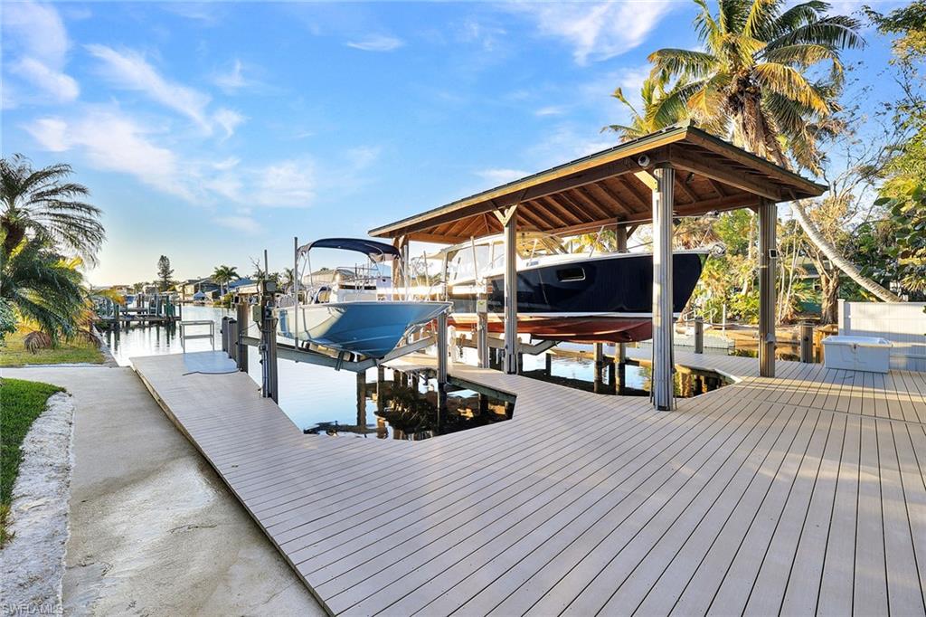 IMPERIAL SHORES - Residential