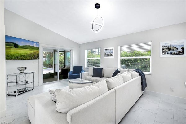 596 105TH AVE N, NAPLES, FL 34108 - Image cb8dc48a09e1cd9195ce9ceecb93448b/2247000873