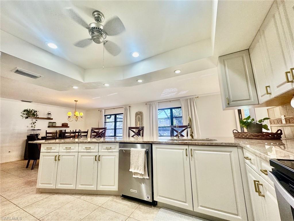 CAPE CORAL - Residential Lease