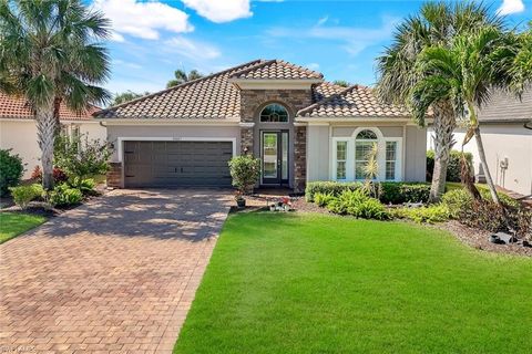 9447 Quarry DR NAPLES FL 34120