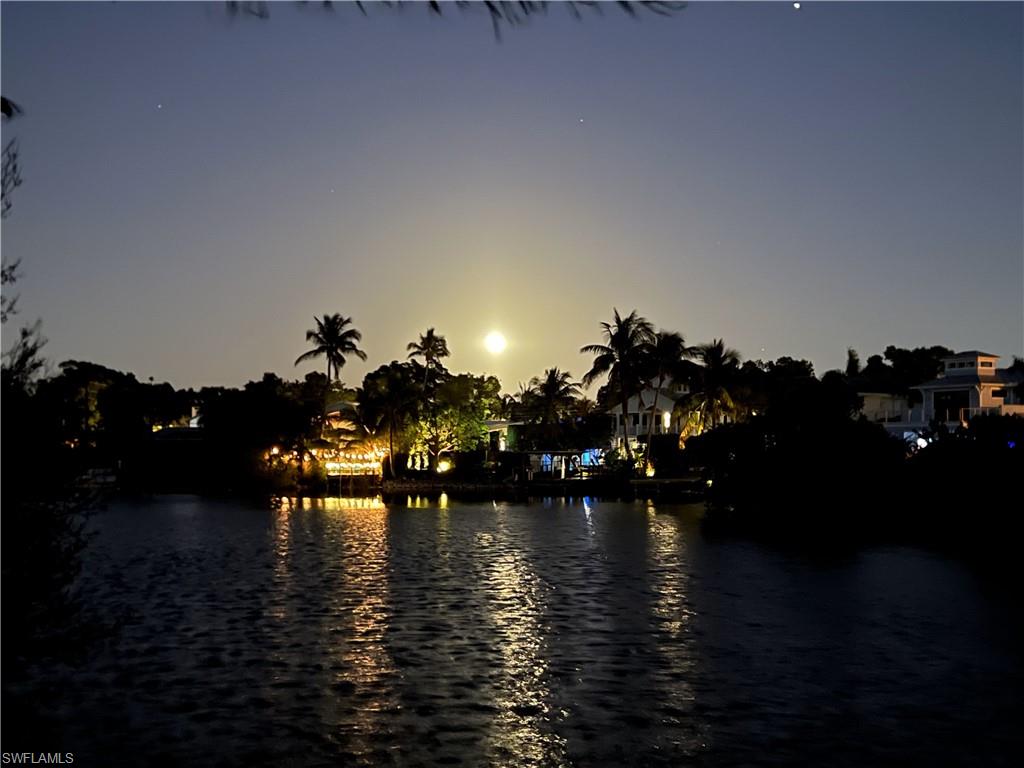 LAKE PARK - Residential