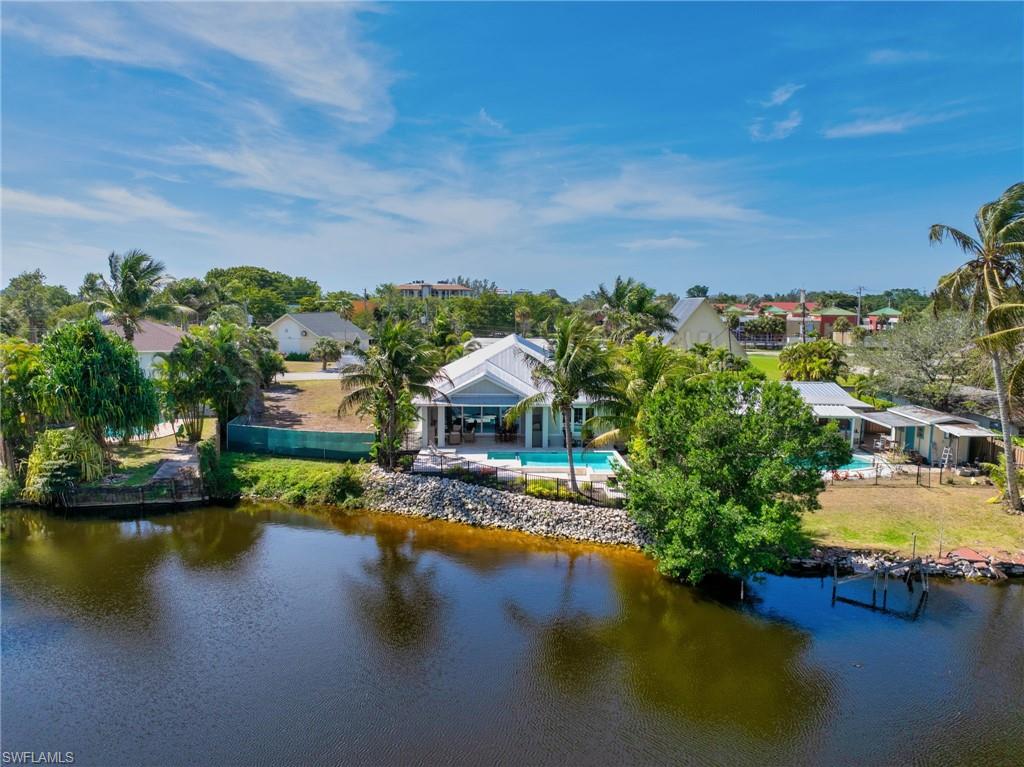 LAKE PARK - Residential