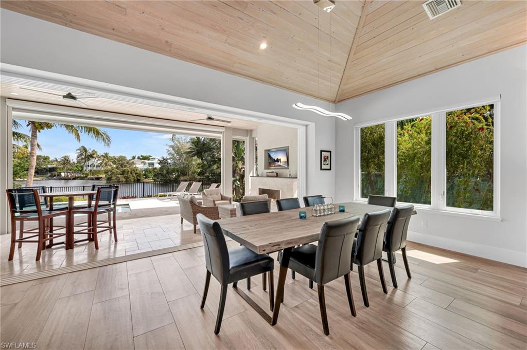 LAKE PARK - Residential