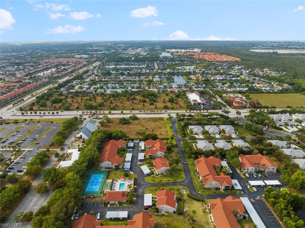 VILLAGES - Residential