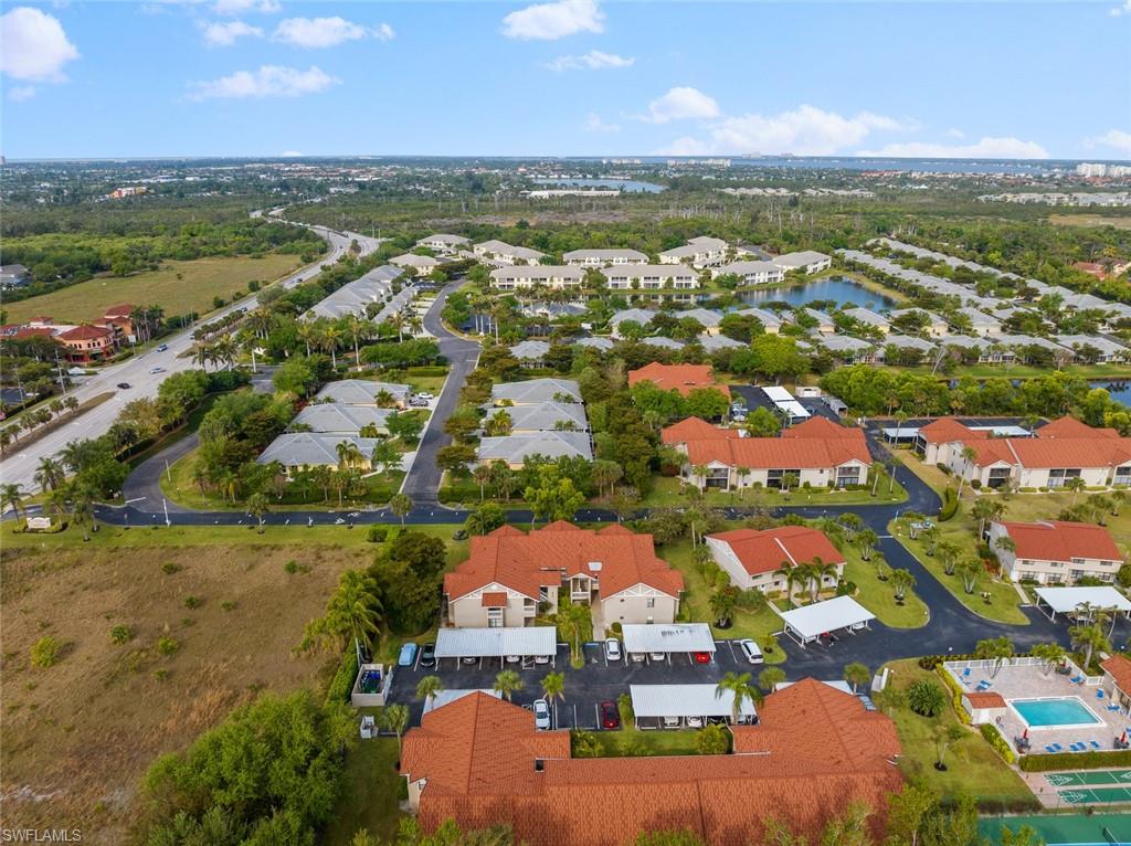 VILLAGES - Residential