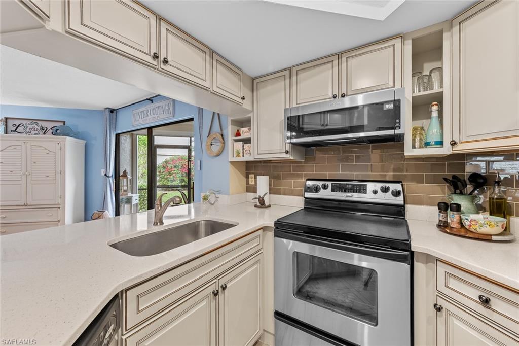 9623 Eaton Gardens LN 105