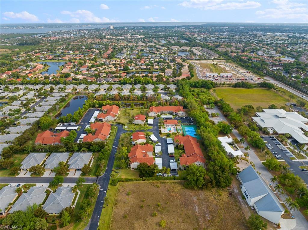 VILLAGES - Residential