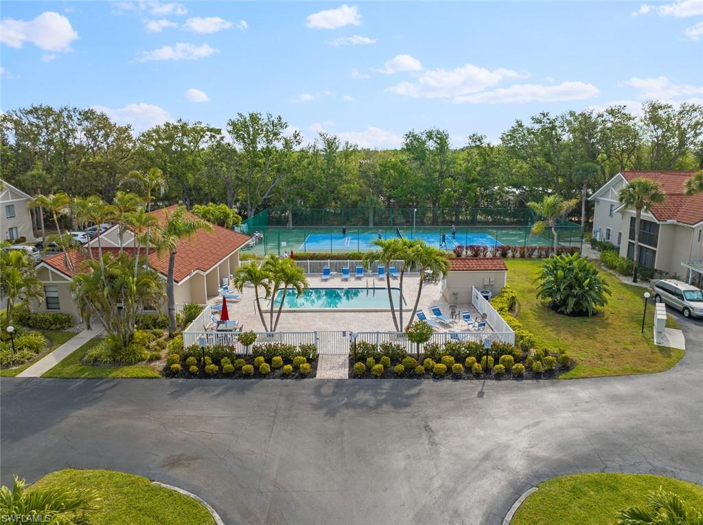 VILLAGES - Residential