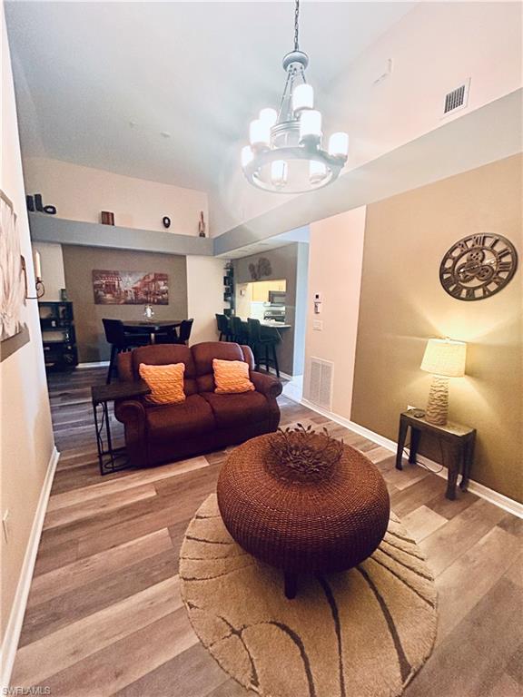 VAN LOON COMMONS - Residential Lease