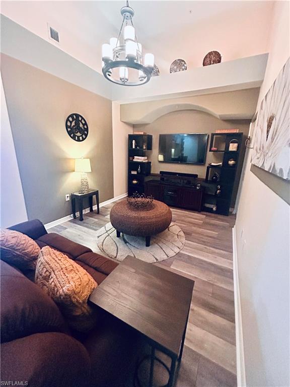 VAN LOON COMMONS - Residential Lease