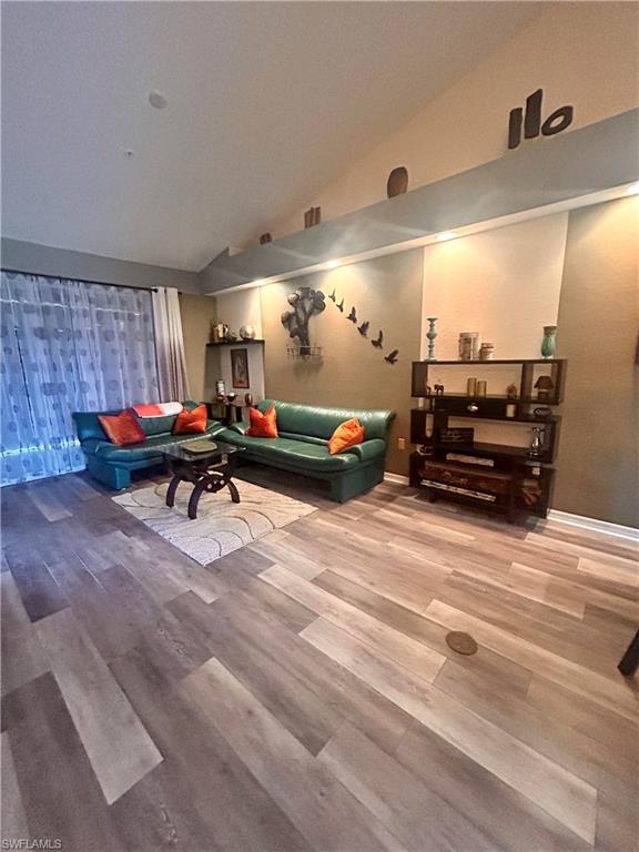 VAN LOON COMMONS - Residential Lease