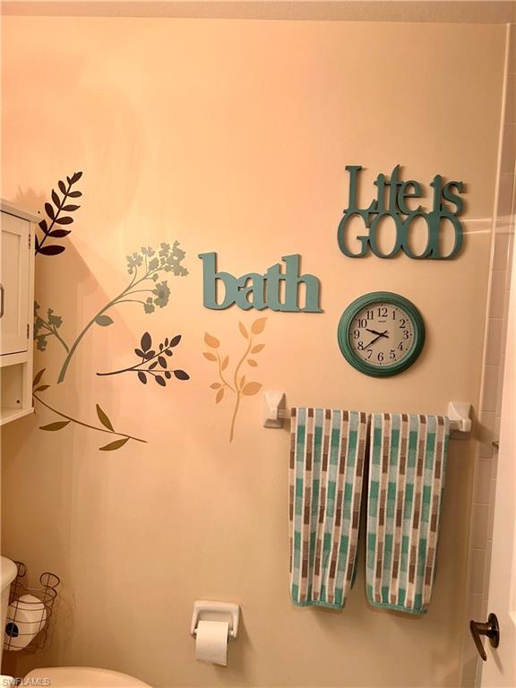 VAN LOON COMMONS - Residential Lease