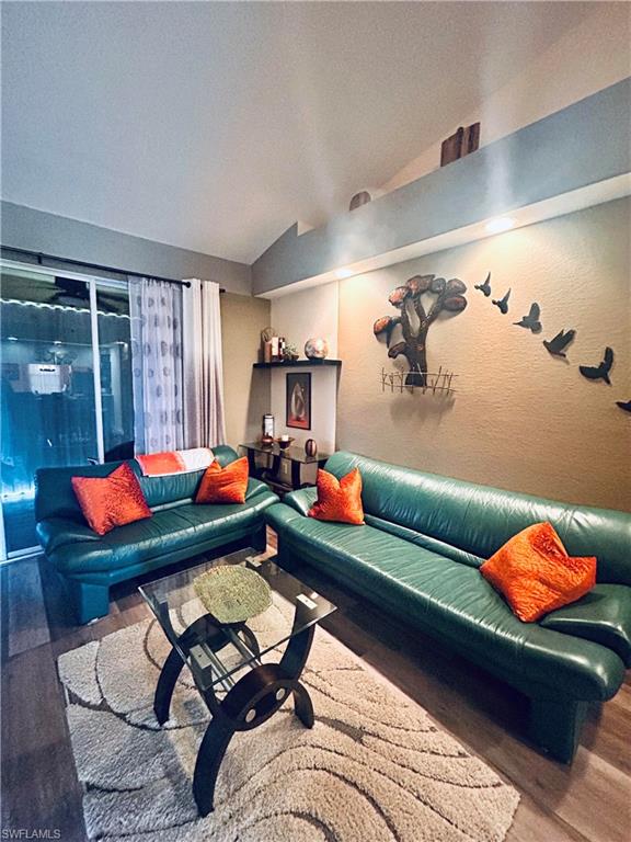 VAN LOON COMMONS - Residential Lease