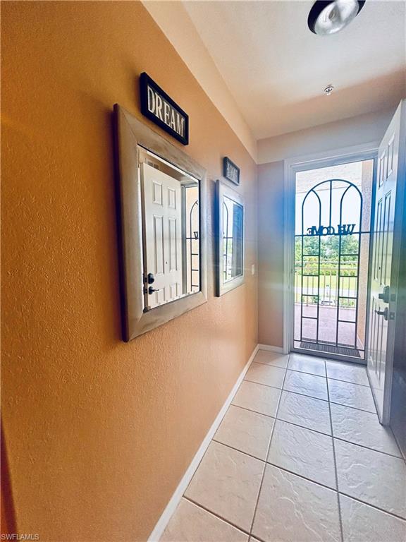 VAN LOON COMMONS - Residential Lease