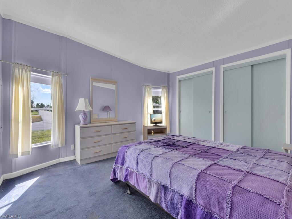 RIVERWOOD - Residential