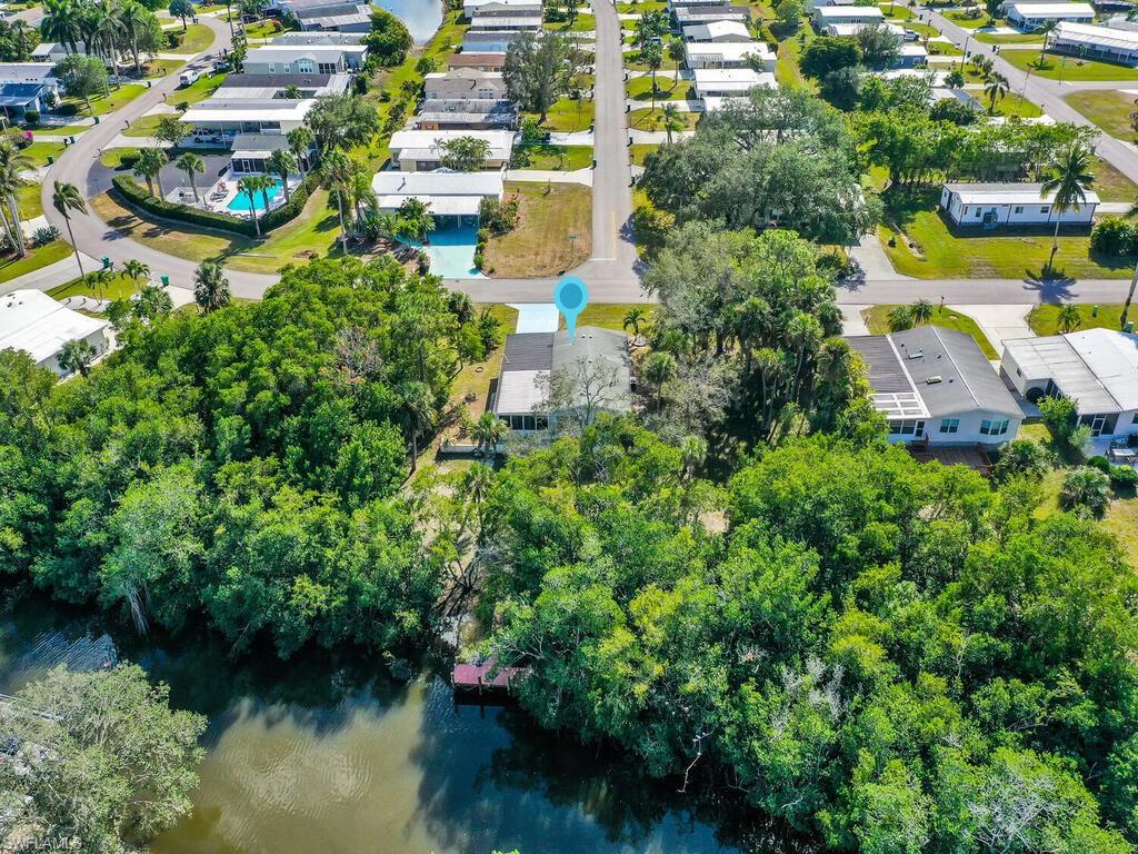 RIVERWOOD - Residential