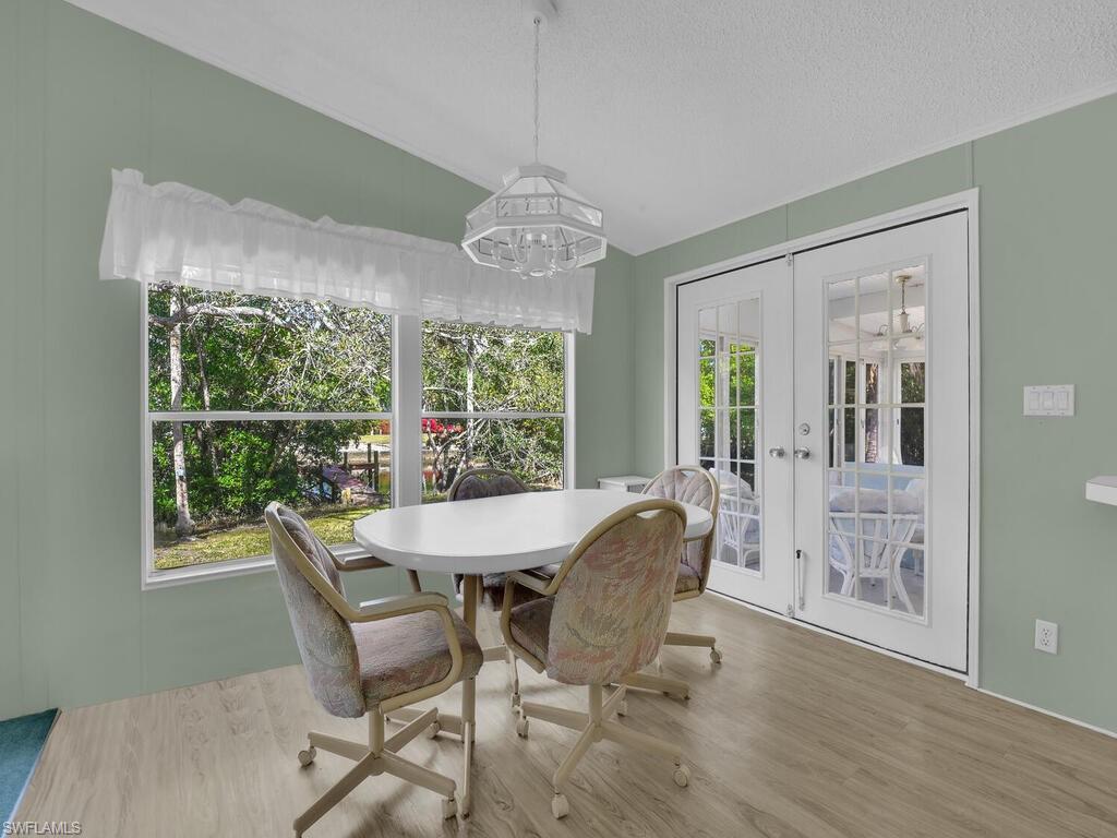 RIVERWOOD - Residential