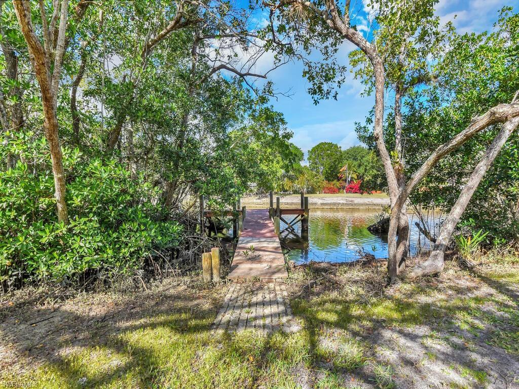 RIVERWOOD - Residential