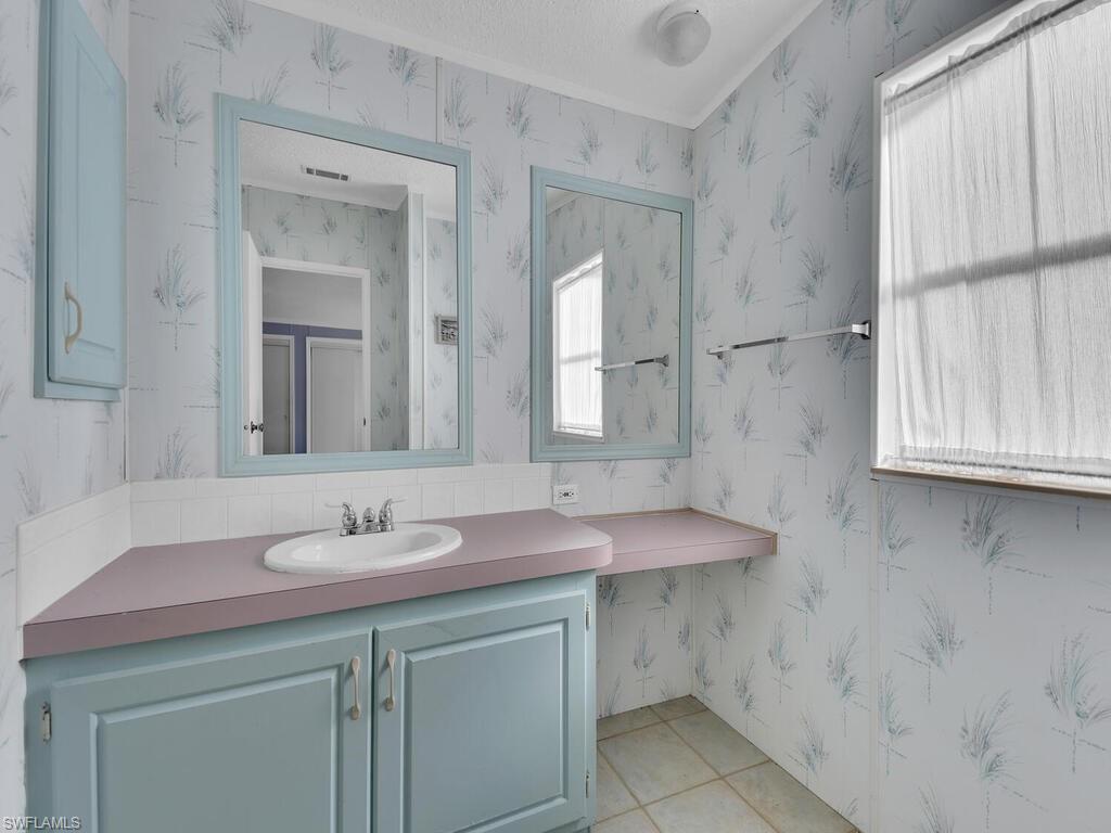 RIVERWOOD - Residential