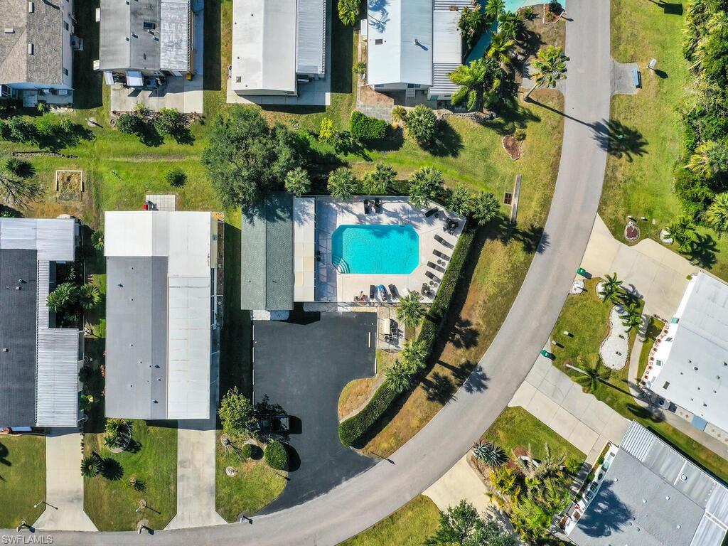 RIVERWOOD - Residential