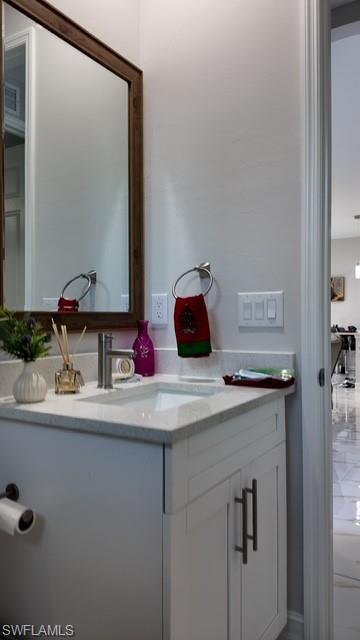 900 BUILDING - Residential