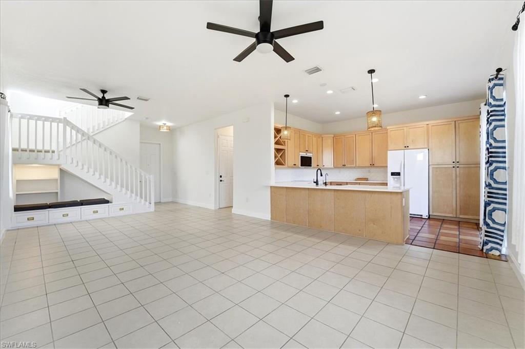 COQUINA AT MAPLE RIDGE - Residential