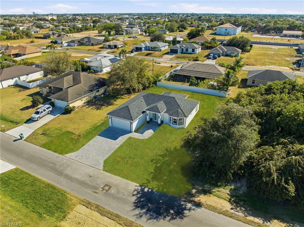 CAPE CORAL - Residential