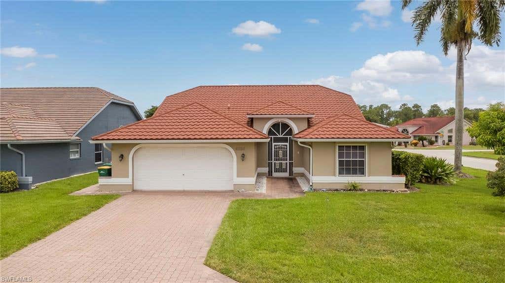 Photo of 6630 Middlesex PL, NAPLES, FL 34104 (MLS # 226027113)