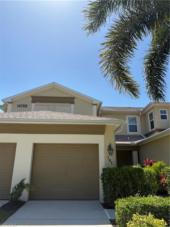 CALUSA PALMS III - Residential