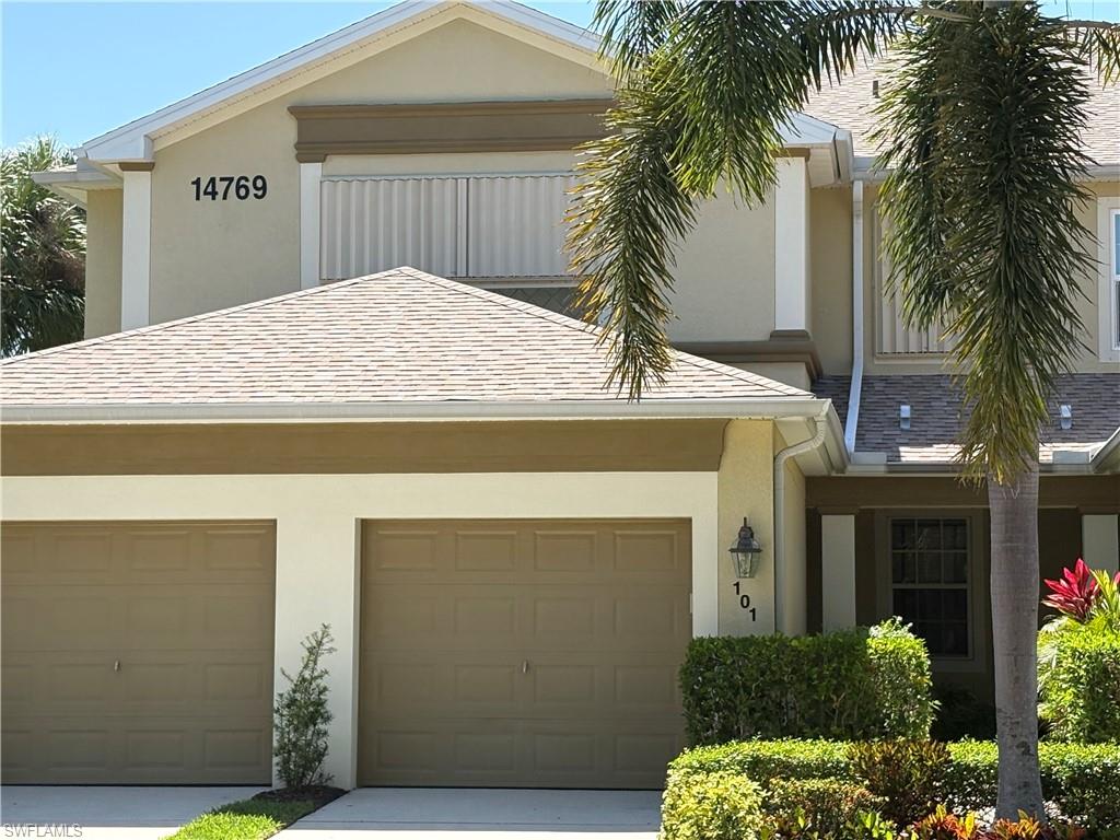 CALUSA PALMS III - Residential