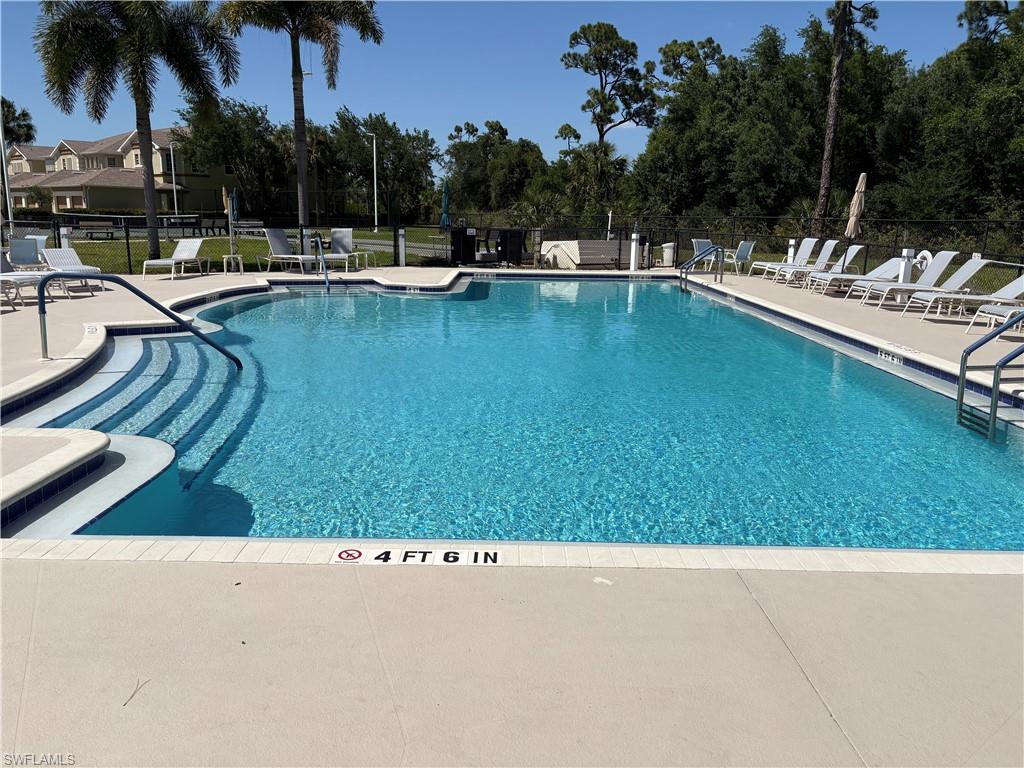 CALUSA PALMS III - Residential