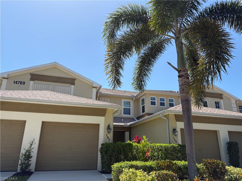 CALUSA PALMS III - Residential