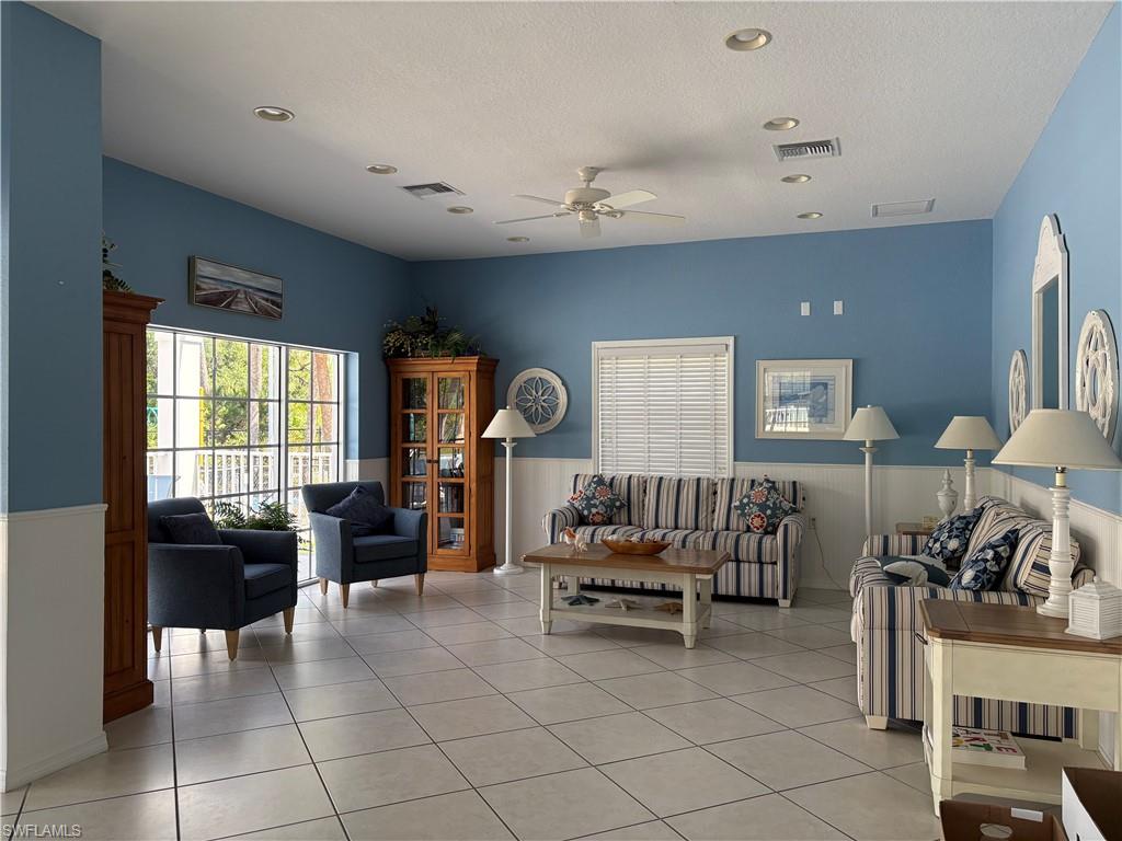 CALUSA PALMS III - Residential